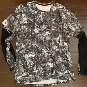 XL lululemon long sleeve